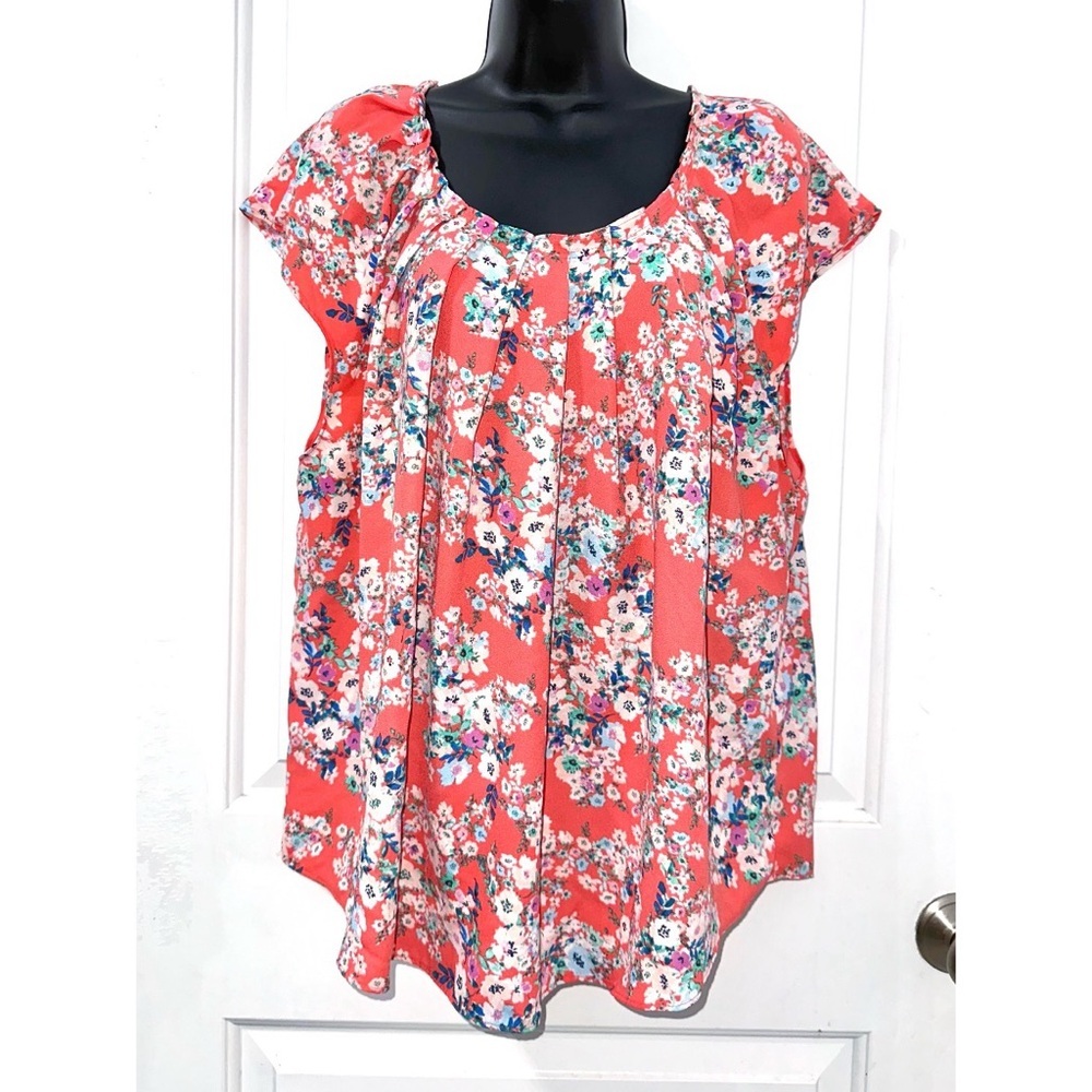 LC Lauren Conrad Pleated Flowy Cap-Sleeve Top, size 0x